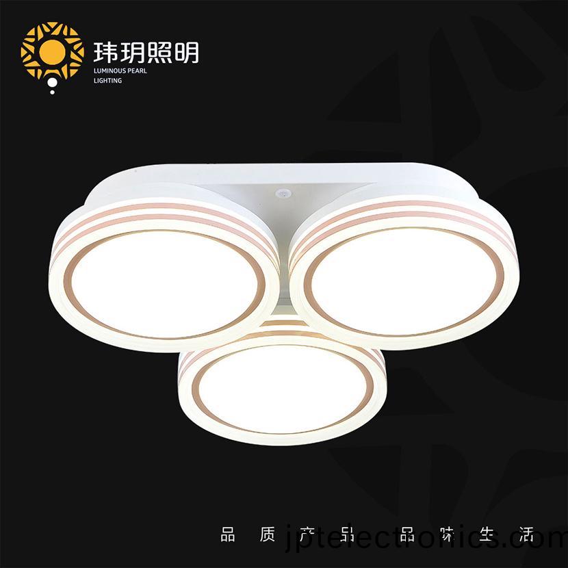 家(jia)用(yong)室内LED吸(xi)顶(ding)灯(deng)